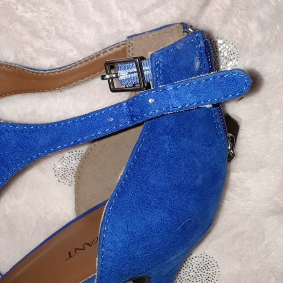 Soft Blue Heels - Picture 5 of 8